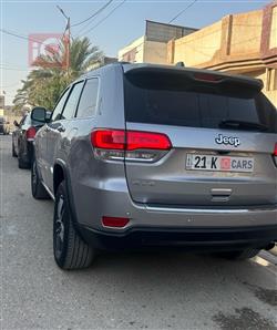 جیپ گراند شیرۆکی